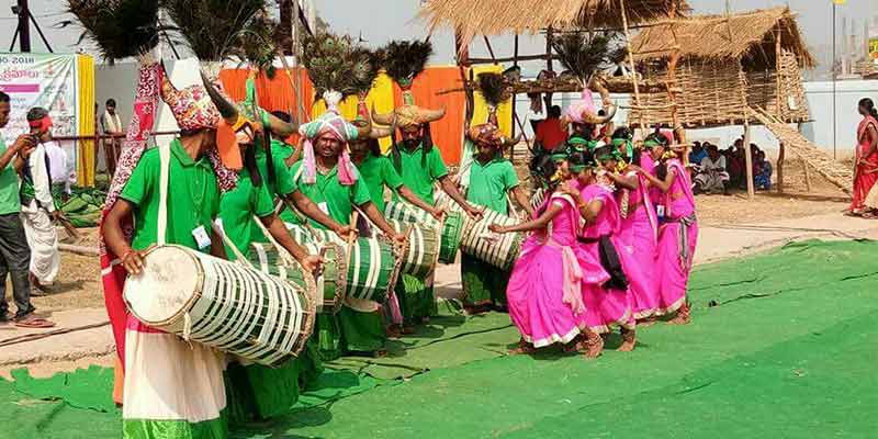 The Sammakka Saralamma Jatara has been repeatedly compared to the Kumbh Mela, not only for its sheer scale but also for its spiritual magnetism. Leaders and cultural advocates have called for it to be accorded National Festival status, recognizing its role as a symbol of tribal pride and heritage. As infrastructure improves and international participation grows, the Jatara is poised to gain even greater prominence on the global cultural map.